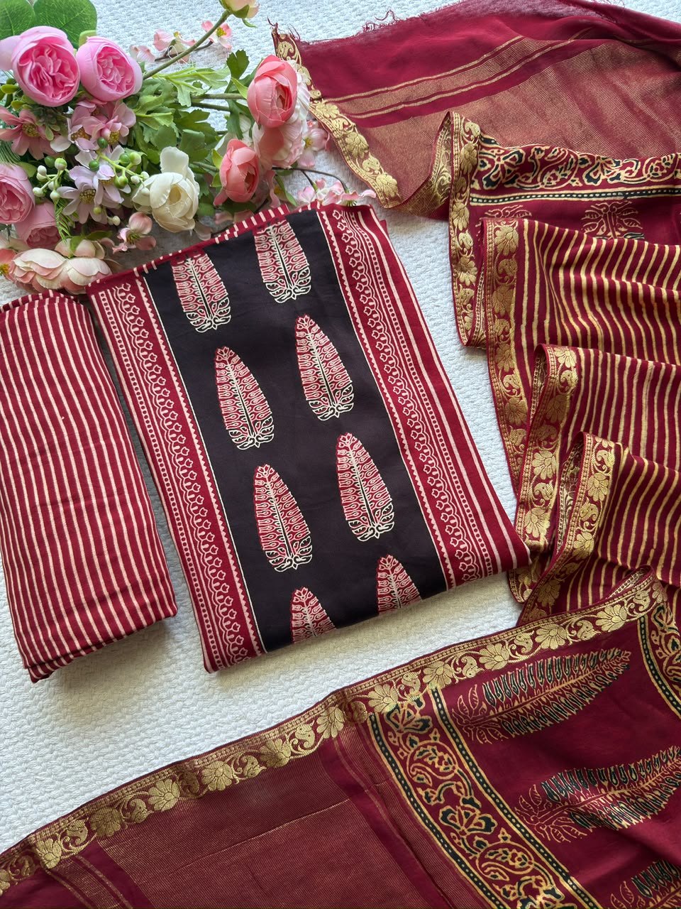 Unstitched Churidar set