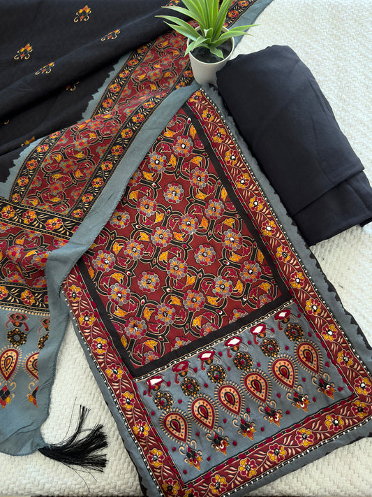 Unstitched Salwar Suit