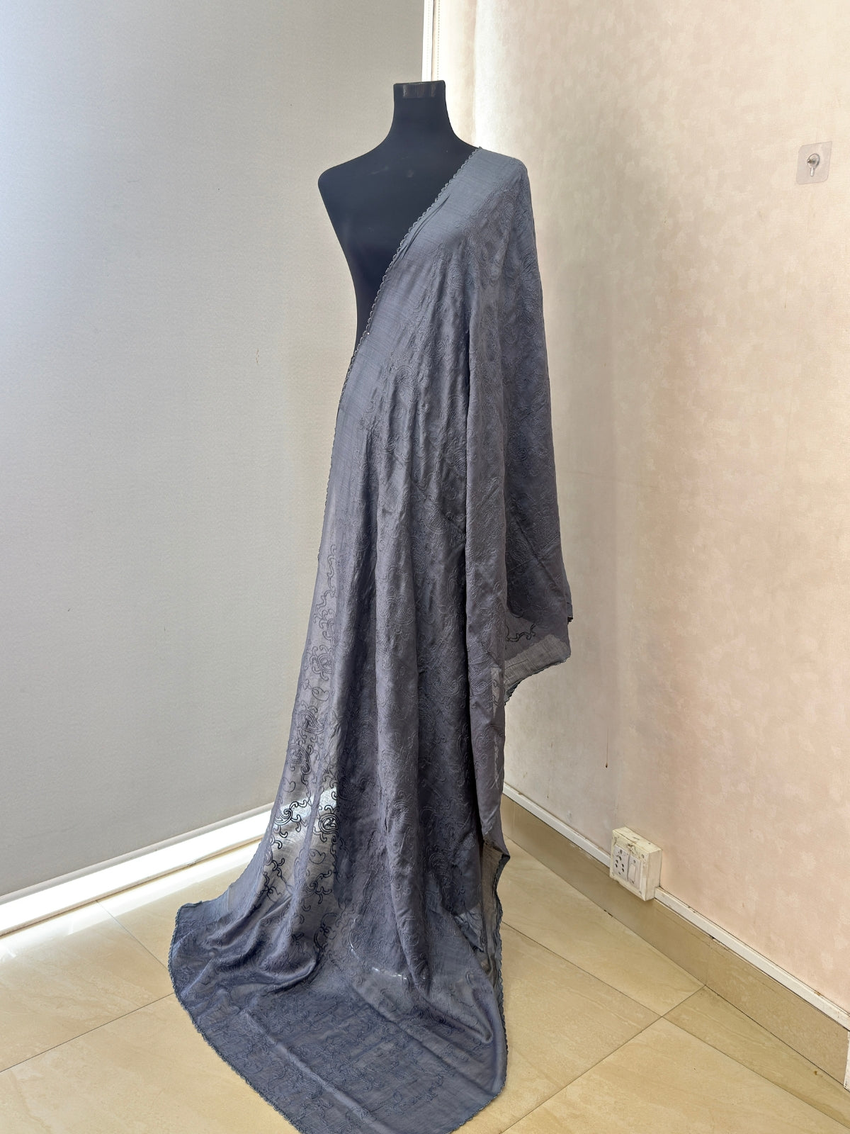 Thread weaving Dupatta