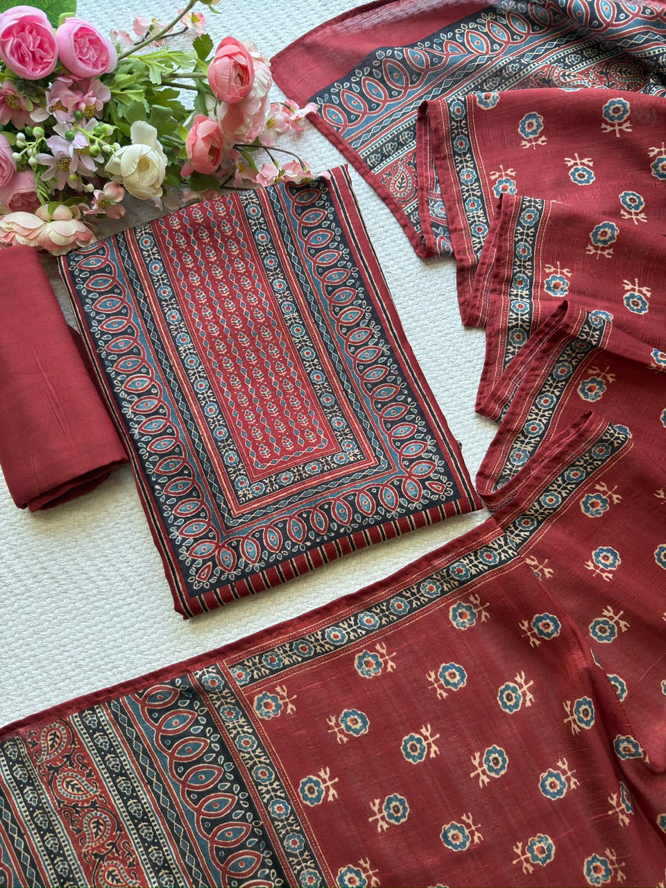 Unstitched Churidar set