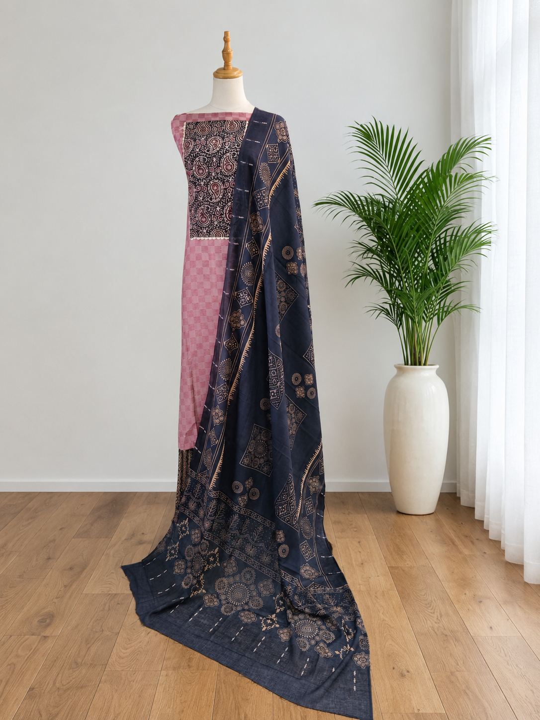 Unstitched Churidar set