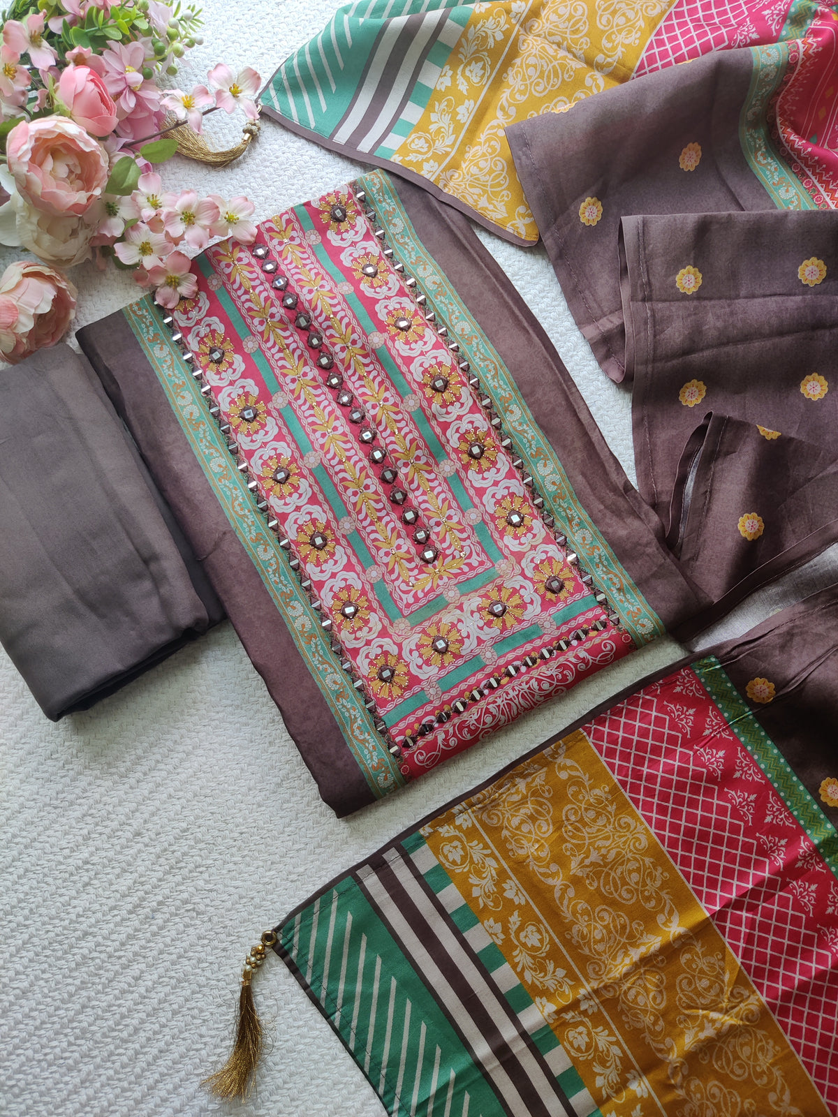 Unstitched Churidar set