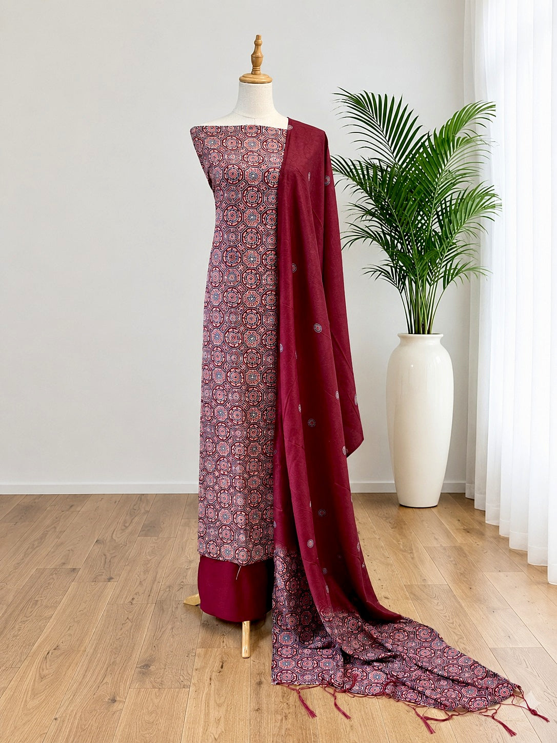Unstitched Churidar set