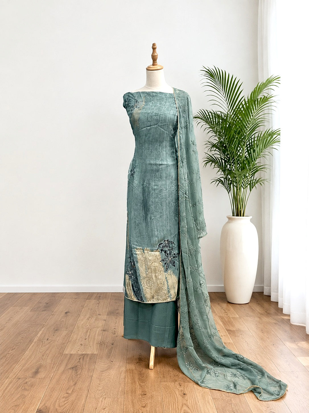 Unstitched Churidar set