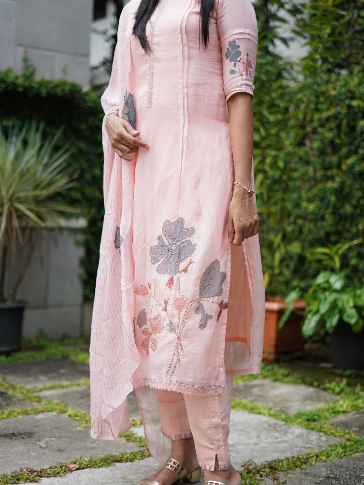 Muslin fabric with handwork emblishment