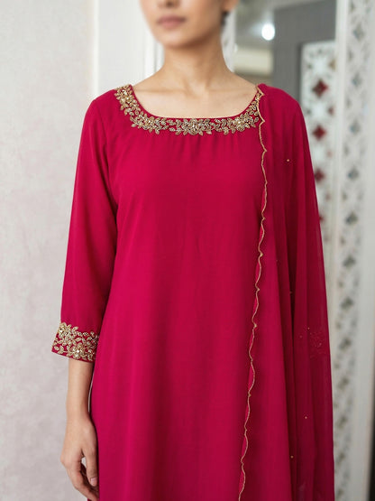 Handwork Slitted Top & Bottom